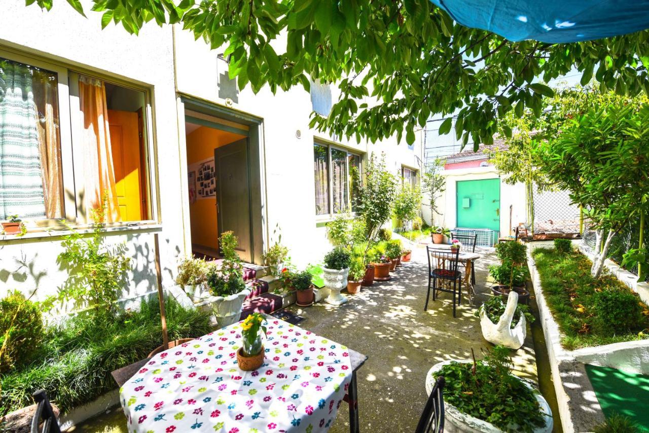 Lovely Apartment W/ Ac + Bath. + Kitchen + Parking And Garden Shkodër Esterno foto